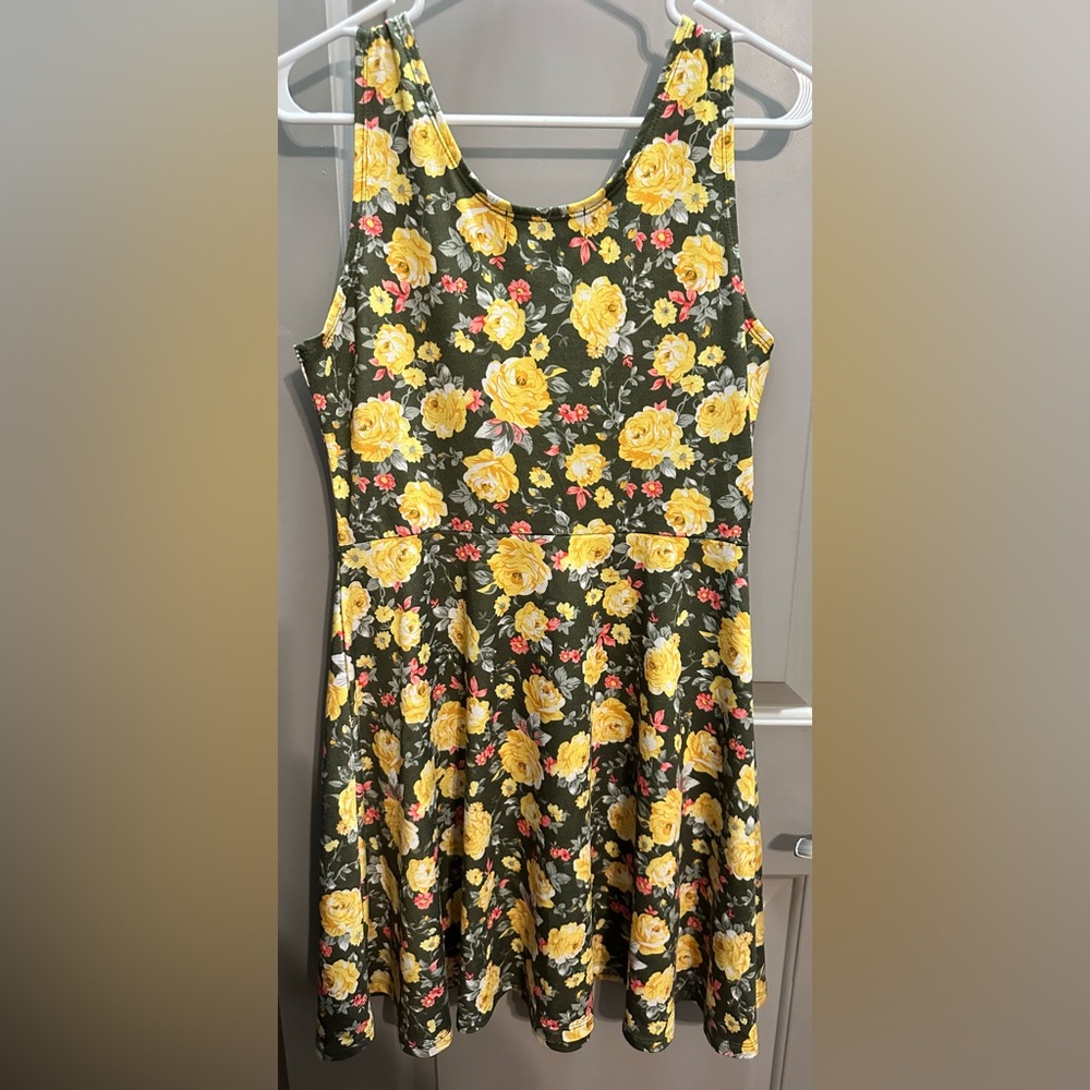 Tomsware Size L Yellow Roses Fit & Flare Dress - Picture 2 of 5